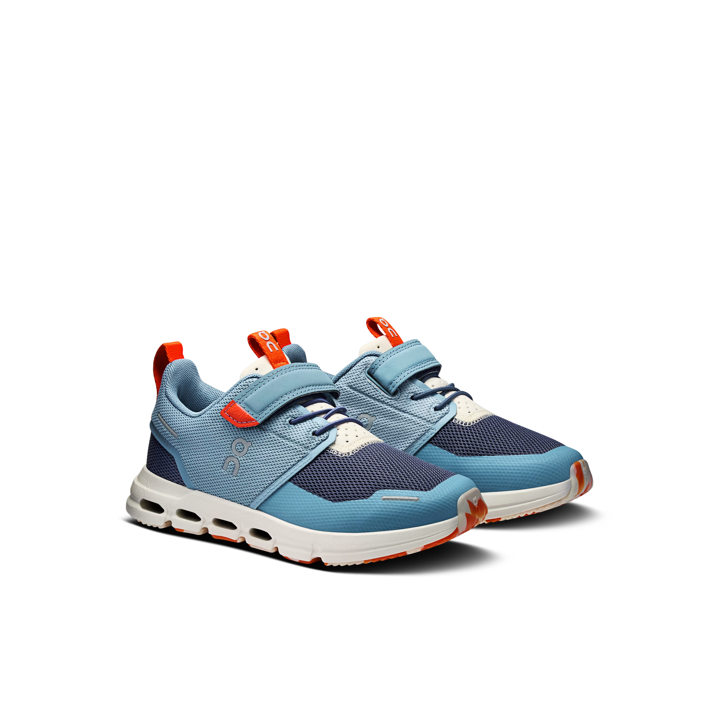 On Cloud Play Kids Running Shoe Dust | Dew