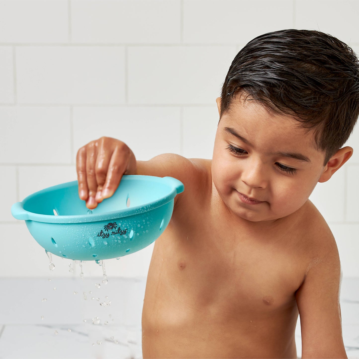 Itzy Ritzy -  Itzy Splash Pals - Bath + Water Toy: Fruit Friends