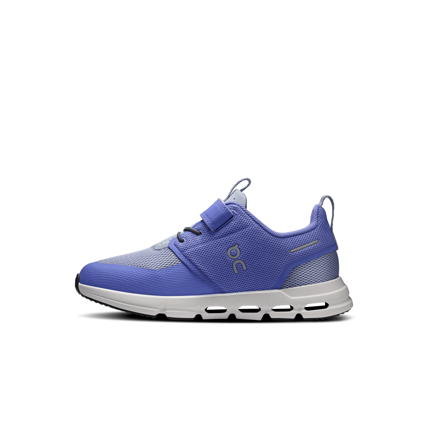 On Cloud Play Kids Running Shoe