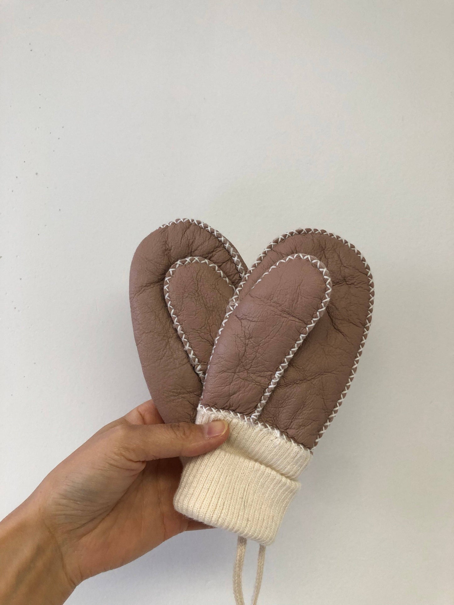 Billy Bamboo - KIDS SHEARLING MITTENS: Light gray