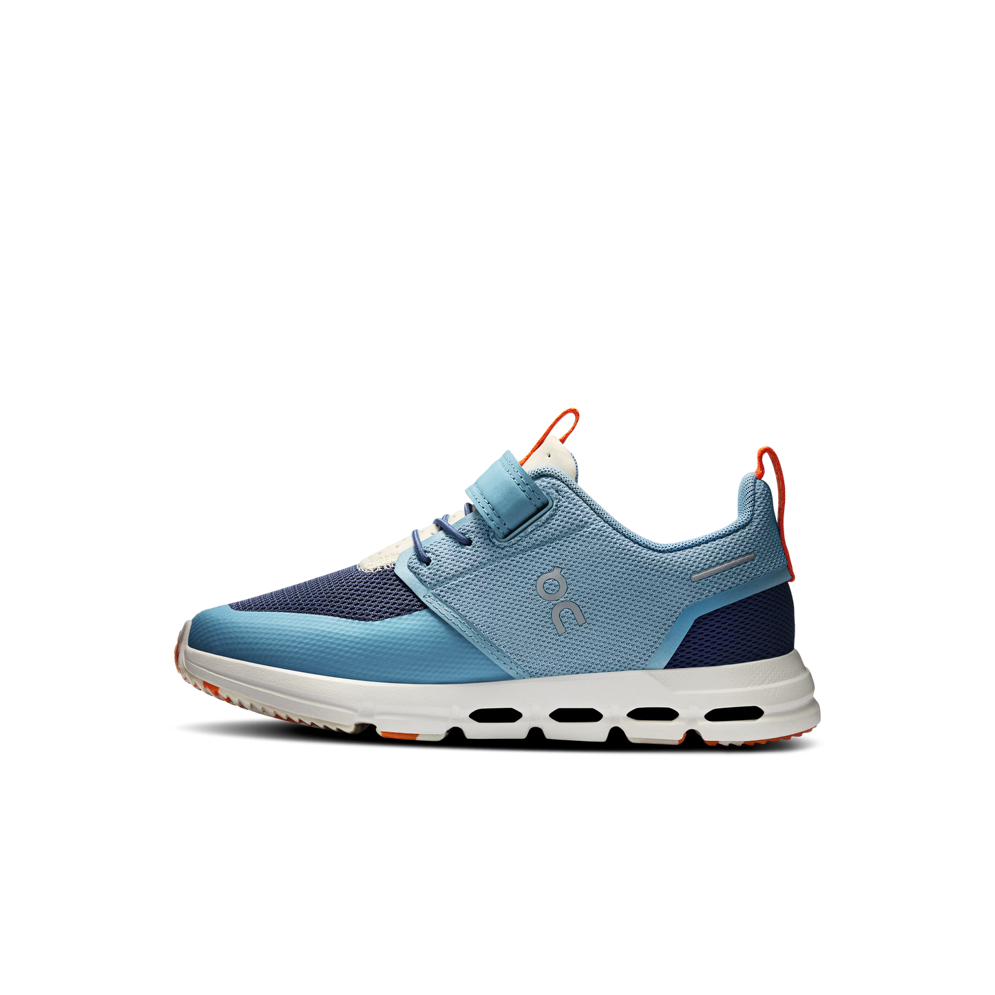 On Cloud Play Kids Running Shoe Dust | Dew