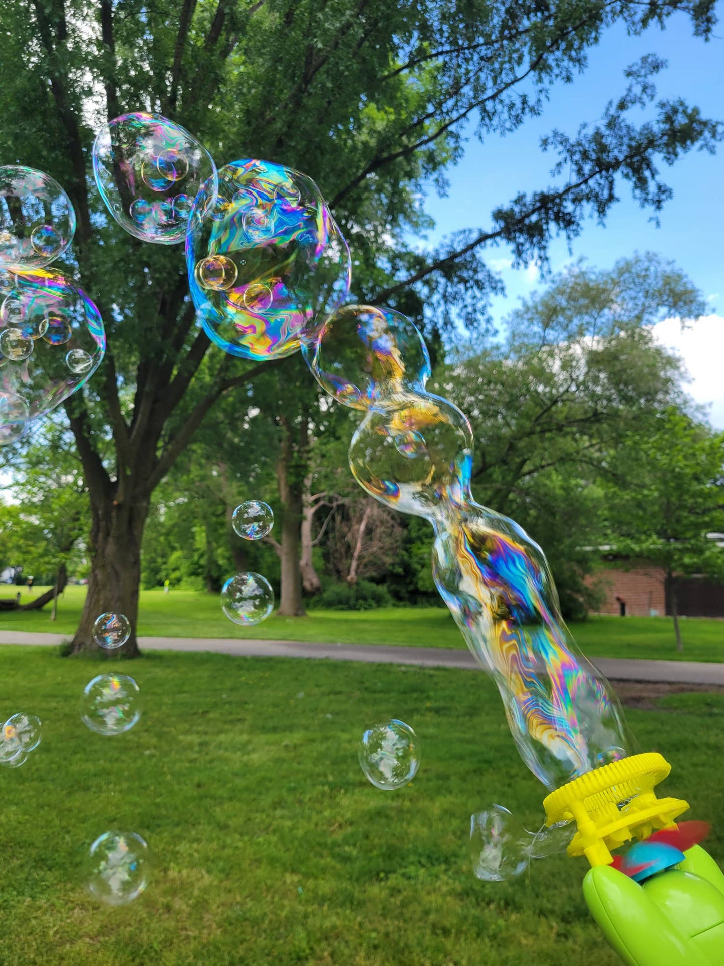 Wishbone Products - Crazy Catchables Bubbles in Bubble Blower w/ solution