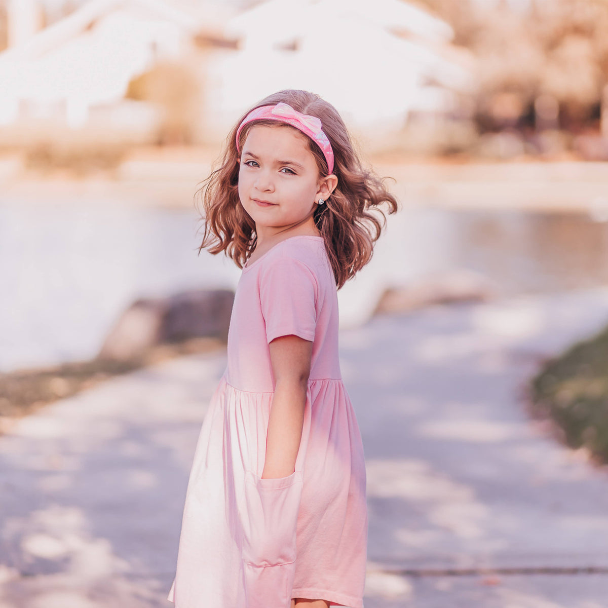 Frog Sac - Wide Iridescent Quilted Bow Headband