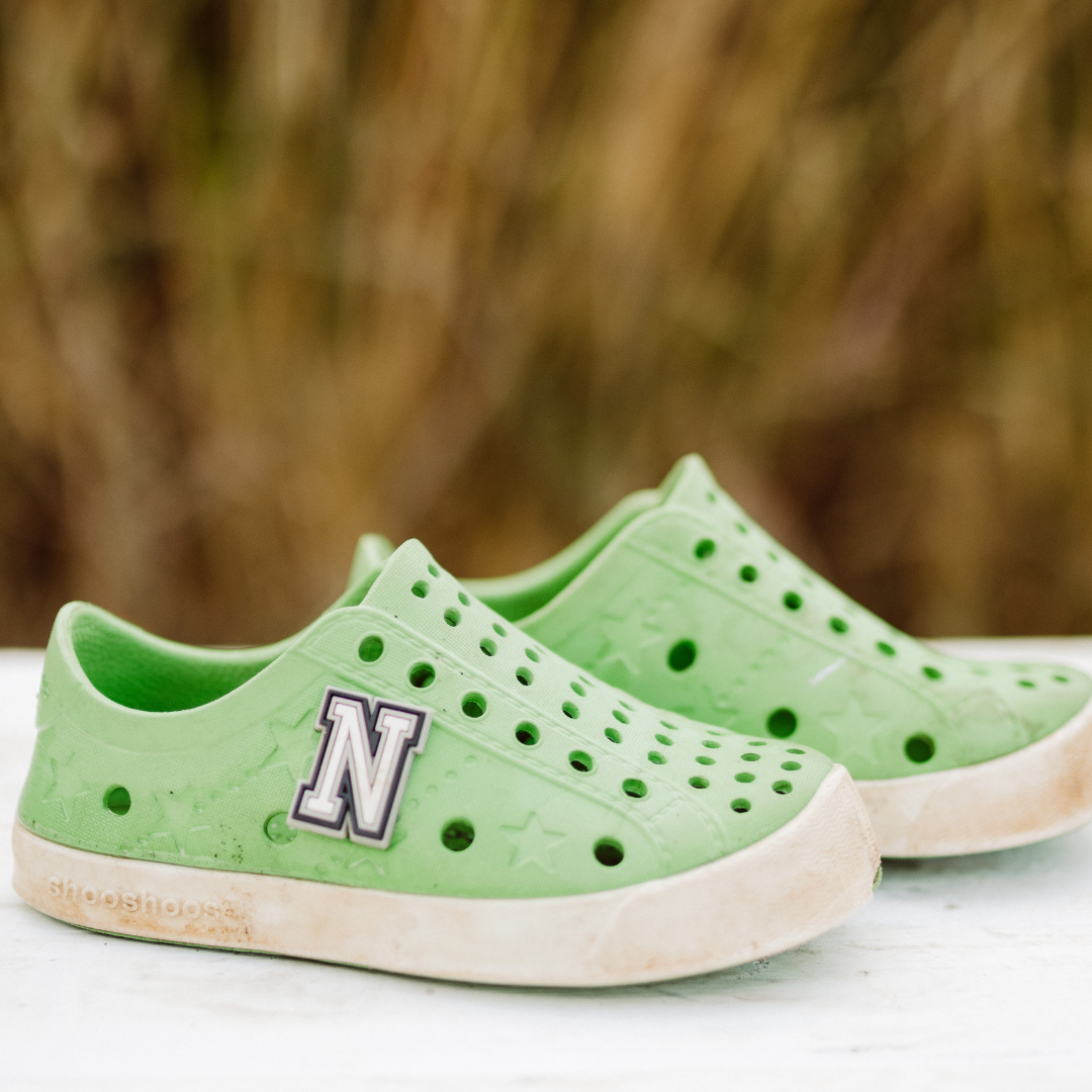 SHOOSHOOS -  POPPIT ALPHABET: W