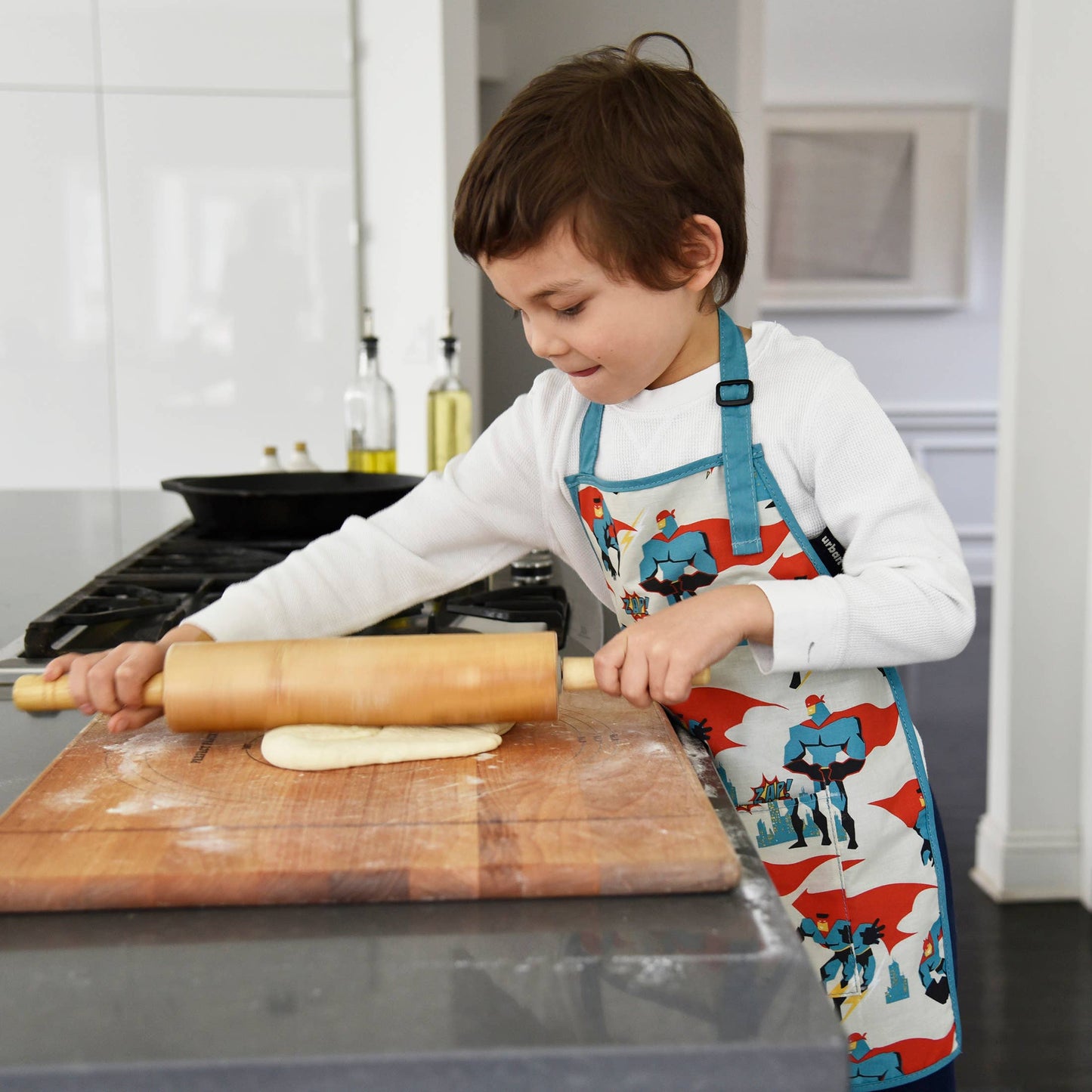 Urban Infant - Little Helper Kids Apron, Washable Cotton/Poly - Bunnies: MEDIUM