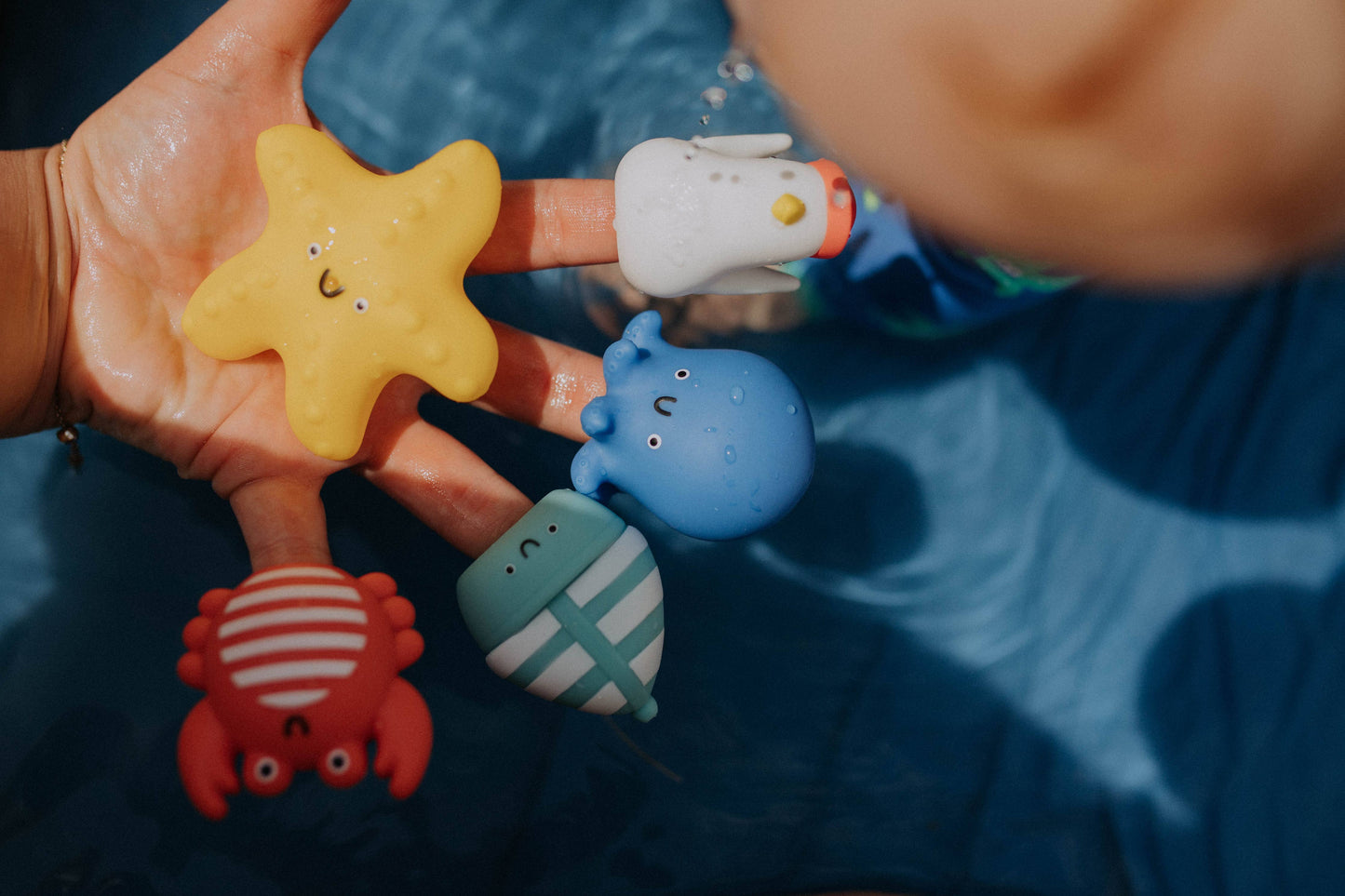 Itzy Ritzy - Itzy Bitzy Puppets - Bath + Storytelling: Nautical Friends Toys