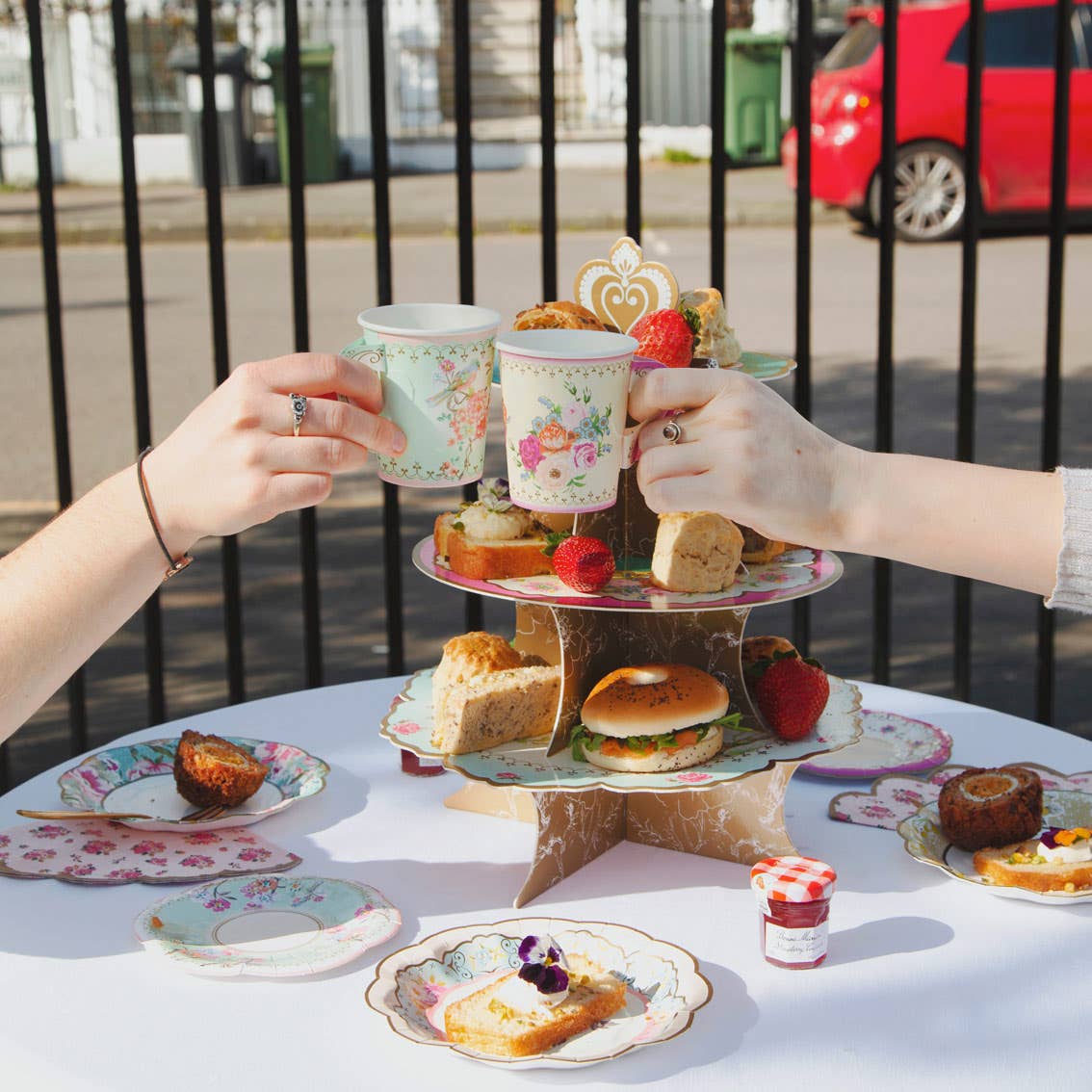 Talking Tables USA - Vintage Teacups and Saucers Set  | 12 Pack | Tea Party |